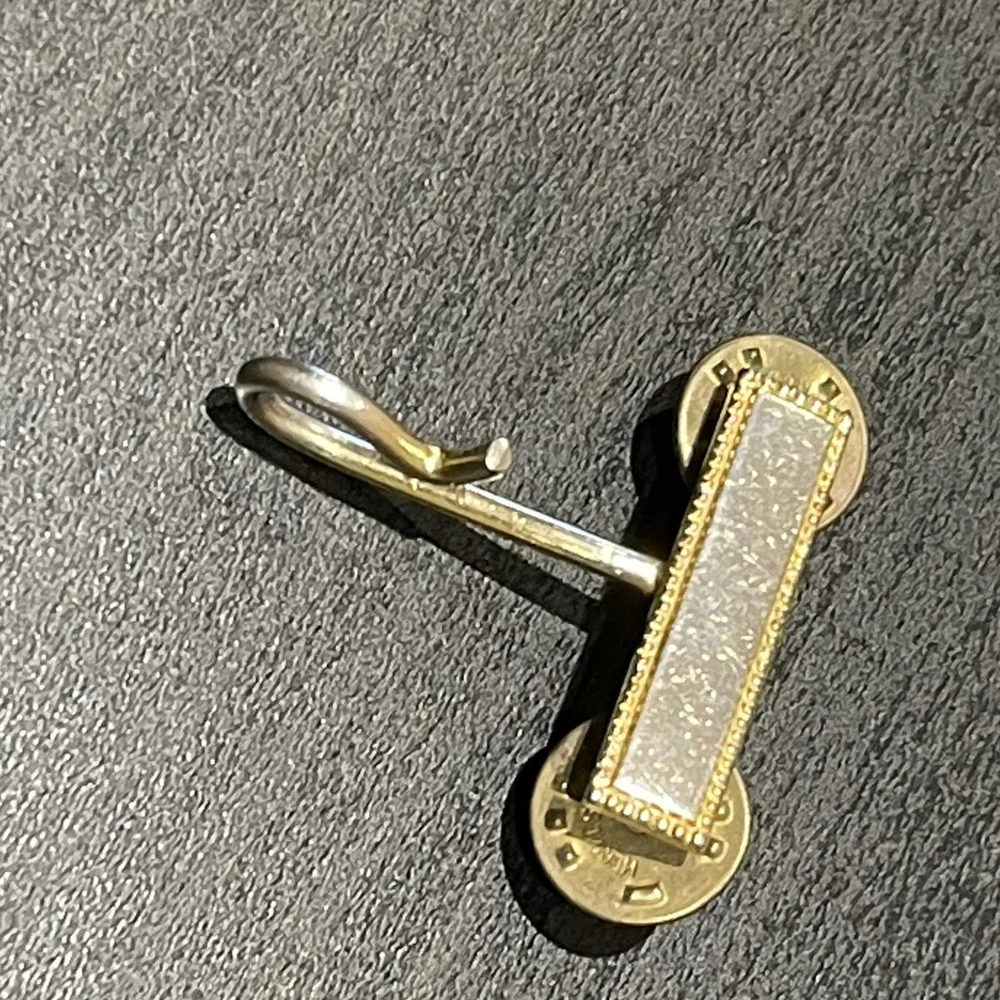 Vtg Military Men's Rectangle Lapel Pin with‎ Hook and Box (circa 1960s-1970s)